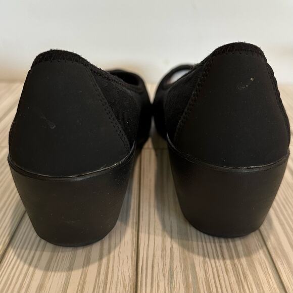 CRocs women’s black leopard embossed 
wedge shoes size 8 removable insole - Picture 4 of 7